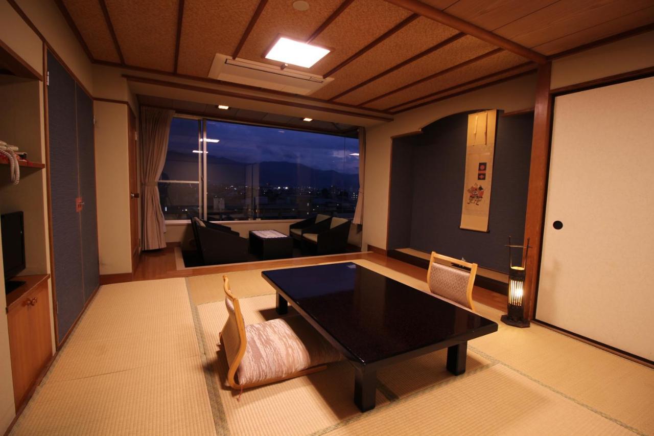 Hotel Hatta Fuefuki Dış mekan fotoğraf